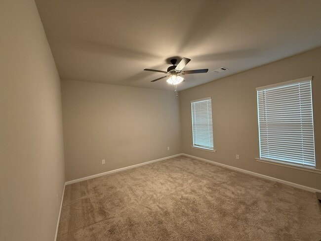 Building Photo - Spacious 4BR, 2BA Home in coveted Cambre Oaks Subdv - Gonzales