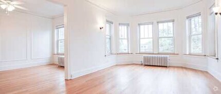 Building Photo - 1463 W Summerdale Ave