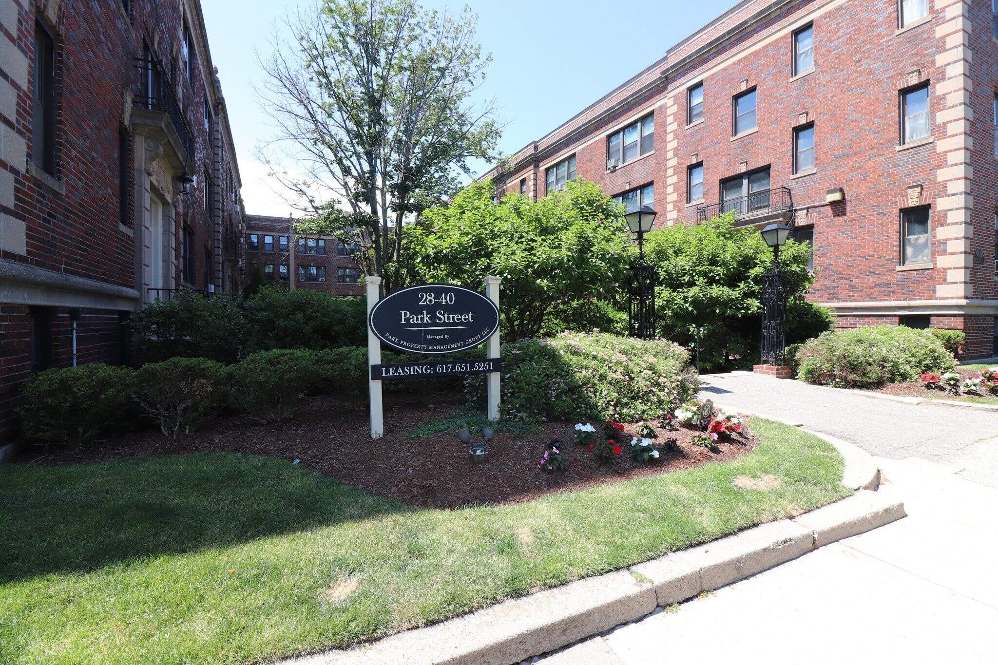 Building Photo - 34 A Park St