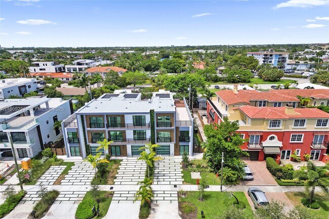 Building Photo - 1825 NE 26th Ave