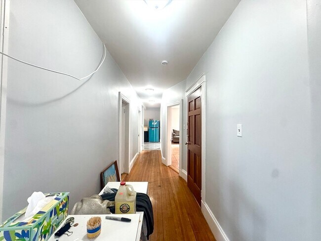 Building Photo - 260 Aspinwall Ave