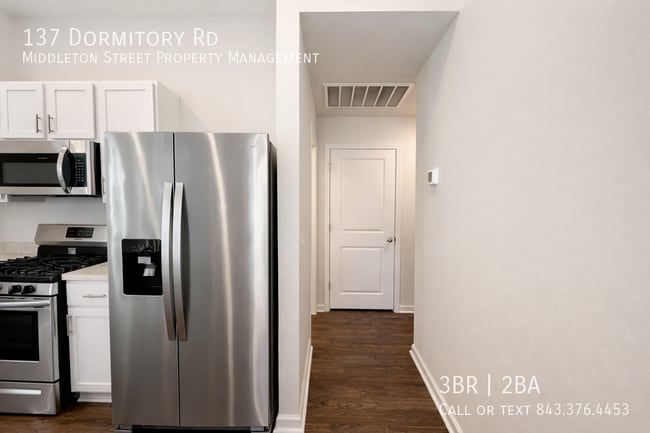 Building Photo - 137 Dormitory Rd