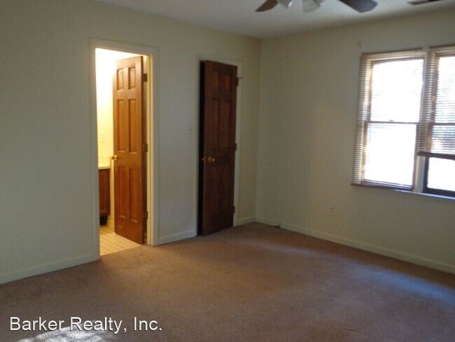 Building Photo - 3 br, 2.5 bath House - 6601 Orford Court