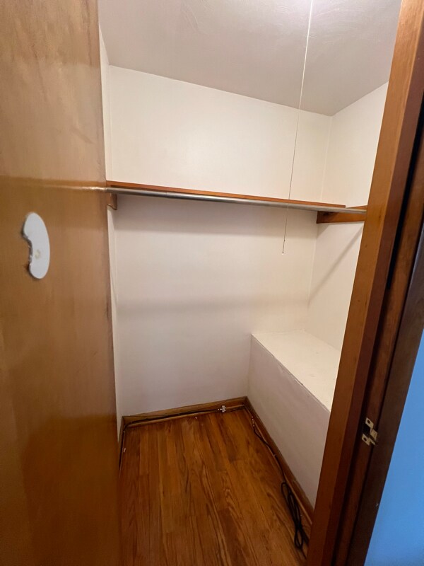 Building Photo - 502 Lenox Ave