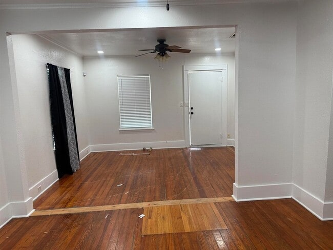 Building Photo - 508 B