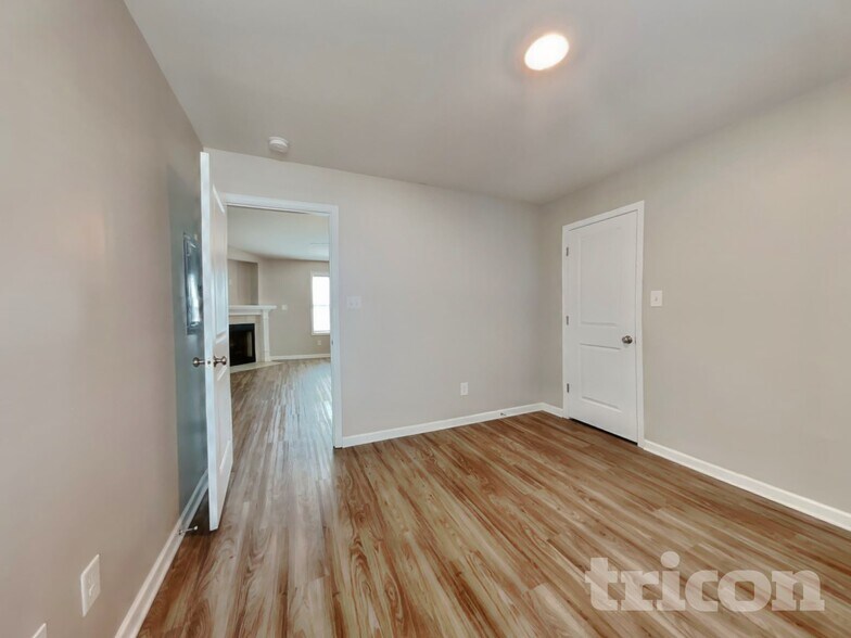 Building Photo - 132 Winter Red Wy