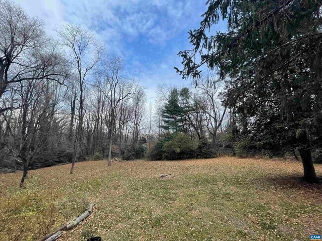 Building Photo - 301 Georgetown Ln