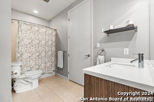 Building Photo - 17902 La Cantera Pkwy