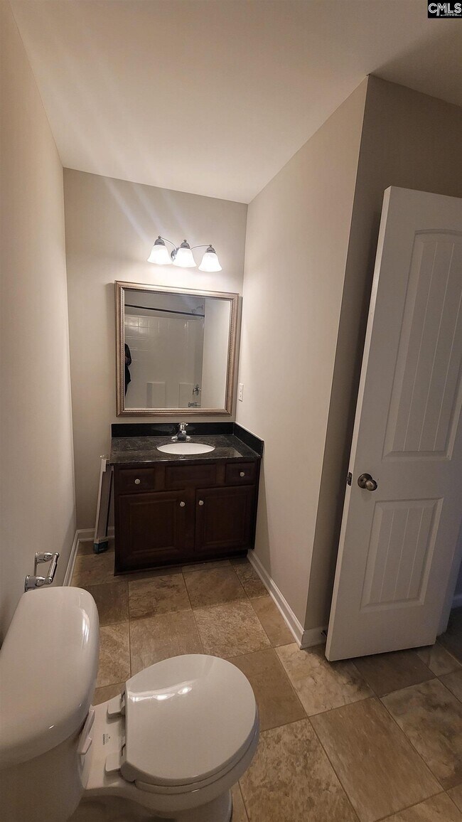Building Photo - 601 Teaberry Dr
