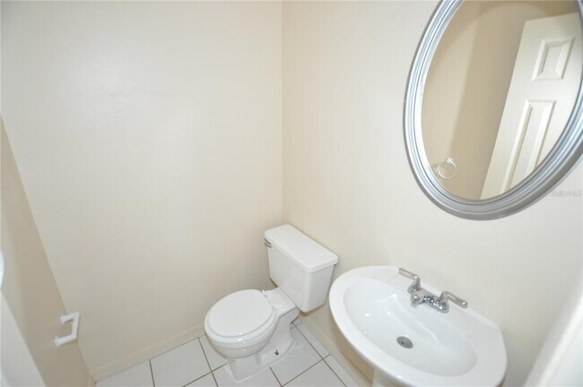 Building Photo - 1624 Merrick Rd