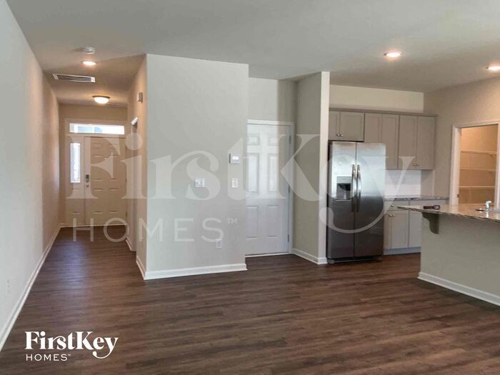 Building Photo - 10717 Rivergate Dr NW