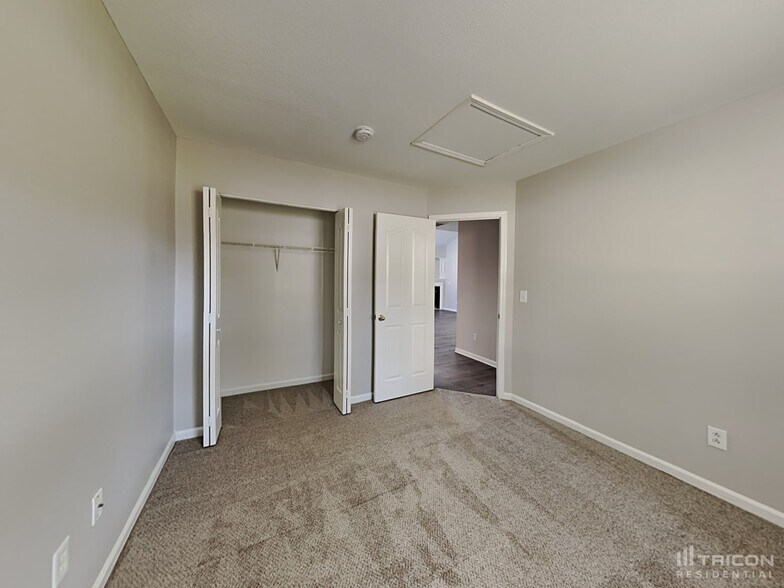 Building Photo - 1513 Tirano Ct