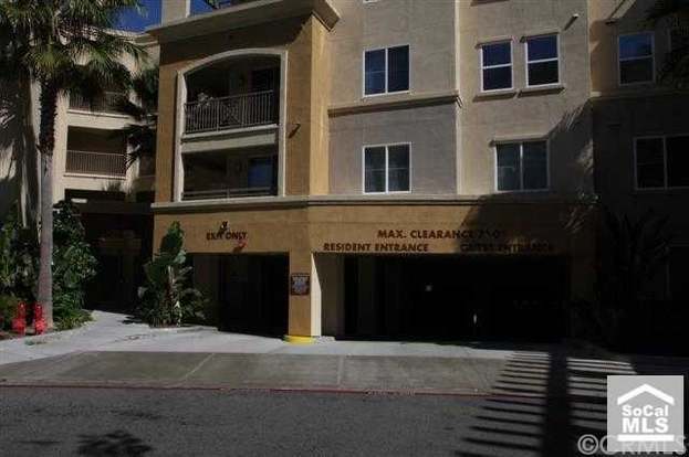 Building Photo - 1480 Scholarship-