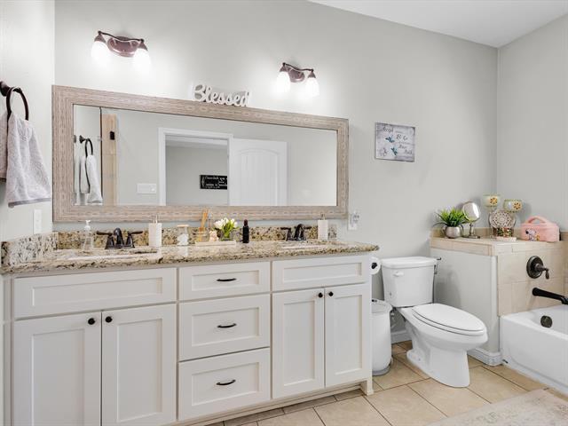 Building Photo - 10149 Lone Eagle Dr