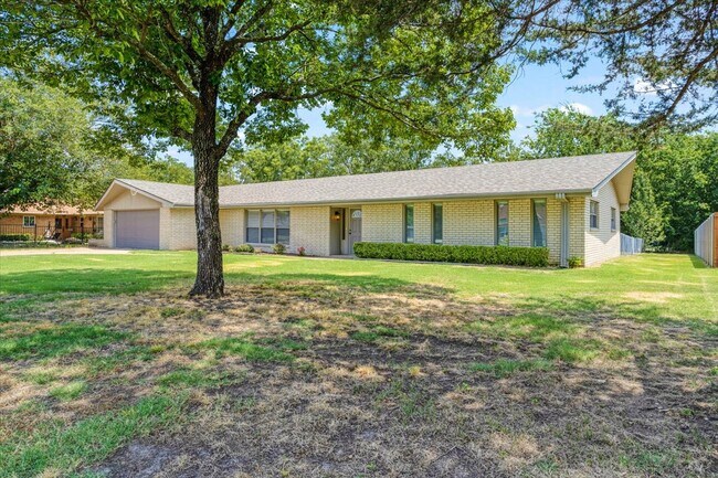 Primary Photo - 152 Alta Vista St