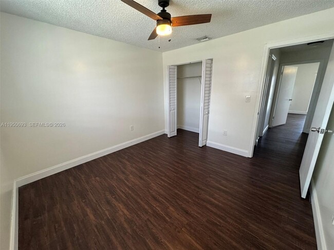 Building Photo - 6255 SW 129th Pl