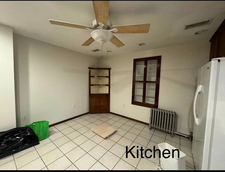 Building Photo - 130 Wilson Ave