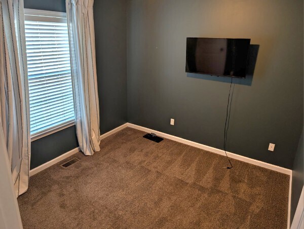 Building Photo - 2510 Bernhurst Dr