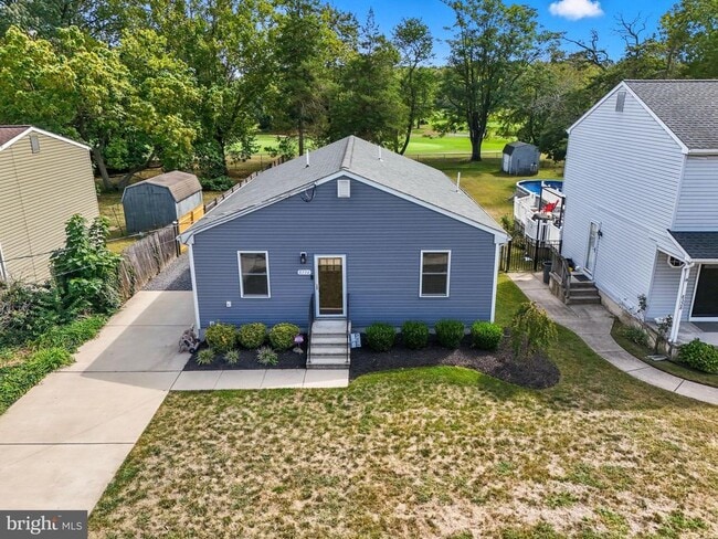 Building Photo - 8334 Herbert Ave