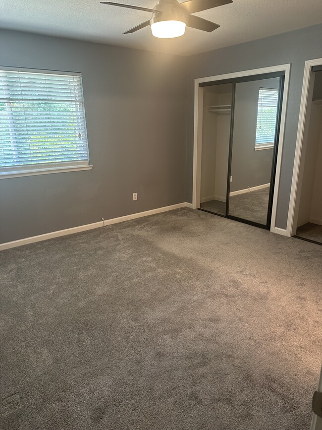 Building Photo - 4053 Quarry Ct