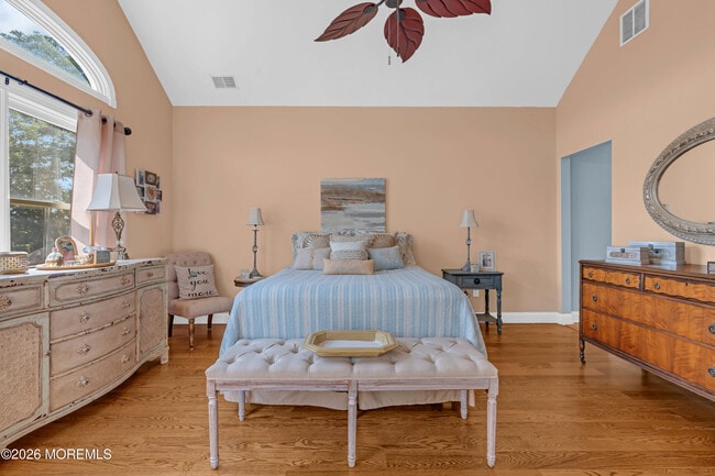 Building Photo - 11 Luppatatong Ave