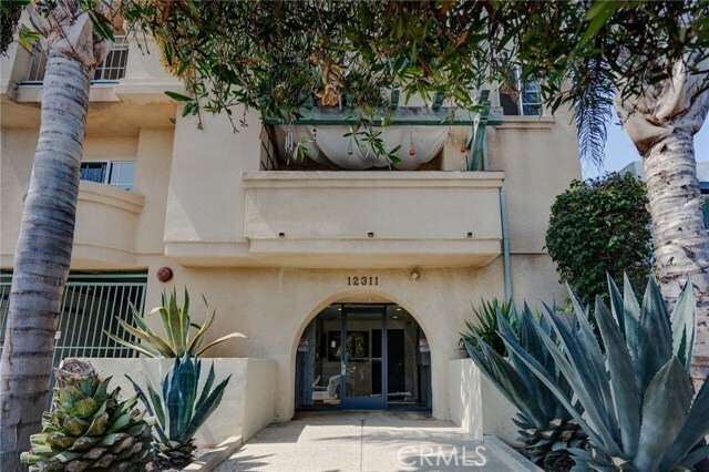 Building Photo - 12311 Pacific Ave