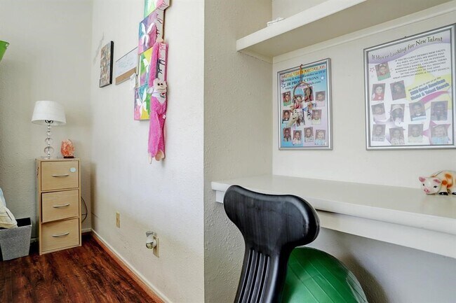 Building Photo - 4040 San Felipe St