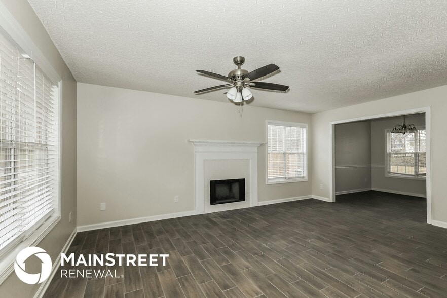 Building Photo - 1065 Garrison Ct