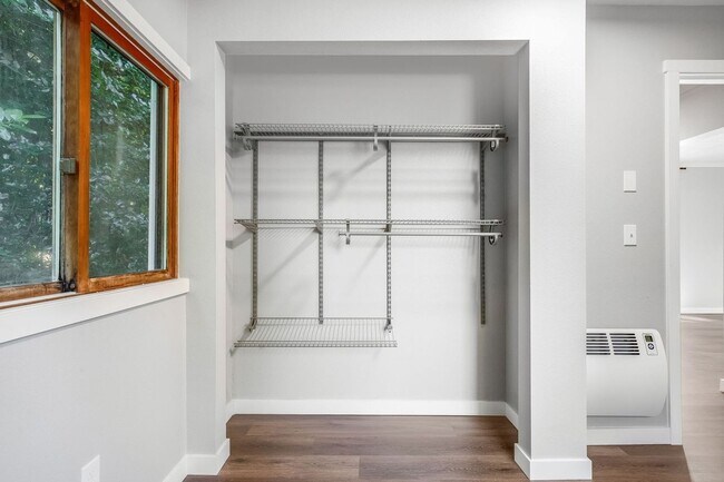 Building Photo - 11709 24th Ave NE