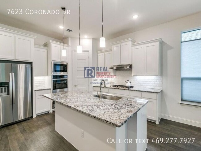 Building Photo - 7623 Coronado Dr