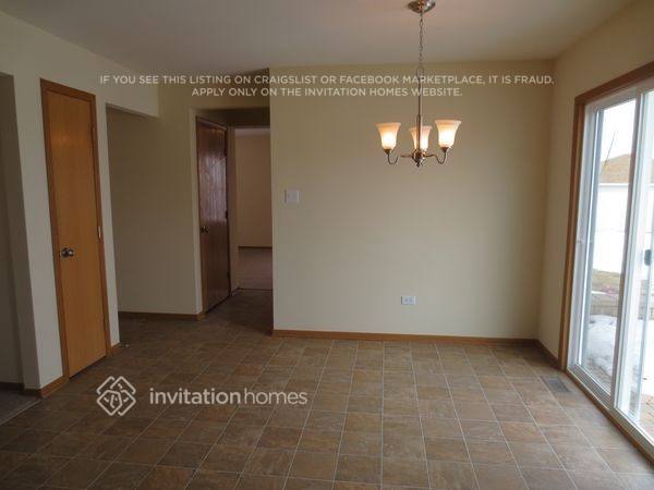 Building Photo - 2106 Cumberland Dr