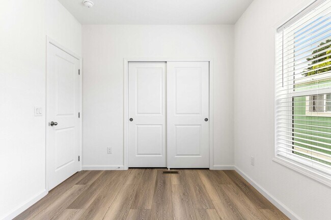 Building Photo - BRAND NEW HOME IN THE PLEASURE POINT AREA OF SANTA CRUZ. $3,750 Per Month