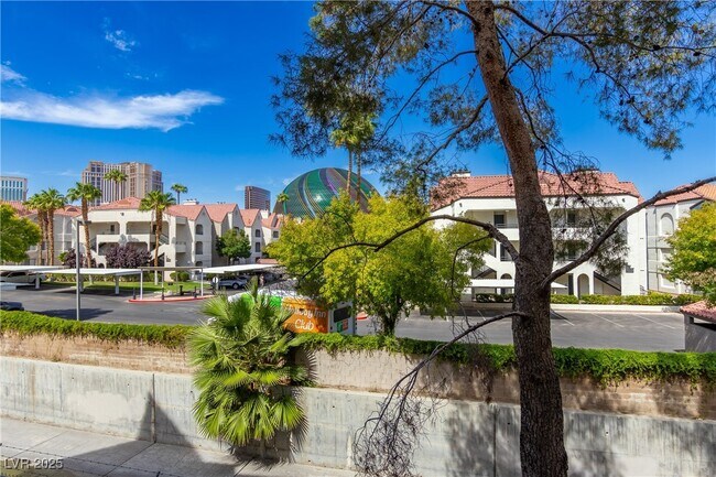 Building Photo - 260 E Flamingo Rd