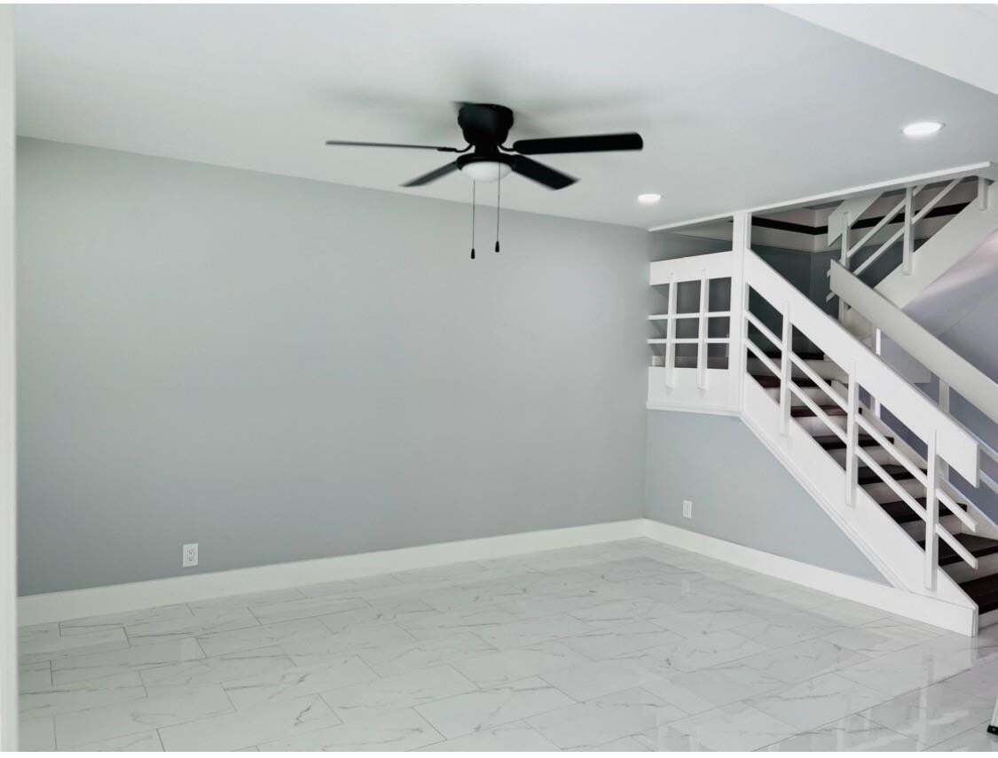 Building Photo - 314 Sunshine Dr