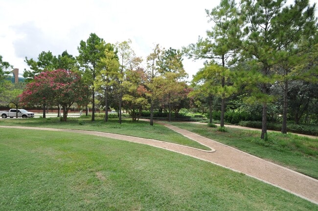 Building Photo - 3231 Allen Pkwy