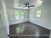Building Photo - 317 Devonwood Ct