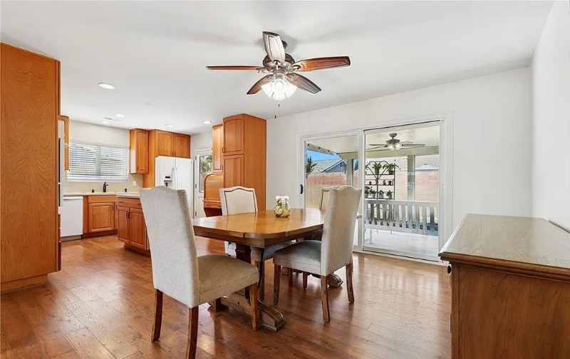 Building Photo - 2205 E Quincy Ave