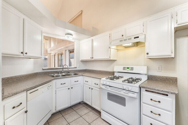 Building Photo - Charming Two-Story Home with Spacious Layout and Cozy Appeal!