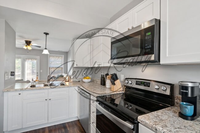 Building Photo - Two Bedroom, Two Story Townhouse located i...