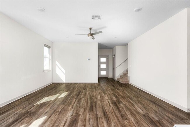 Building Photo - 7409 Peggie Nell Dr