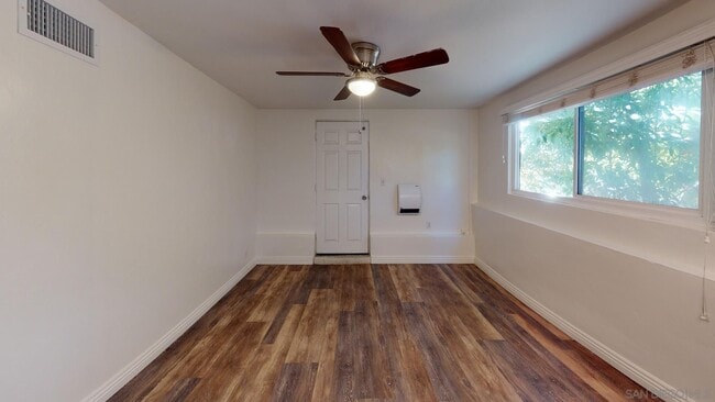 Building Photo - Large house on Prosperity! Private Yard! (...