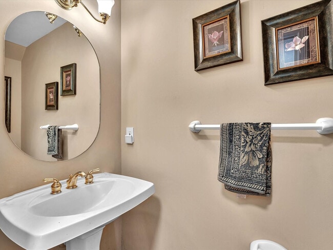 Building Photo - 1449 Banyan Cir