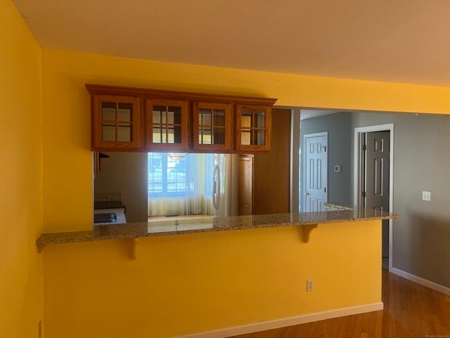 Building Photo - 53 Tunxis St