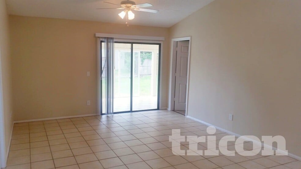 Building Photo - 1060 Bannock Terrace