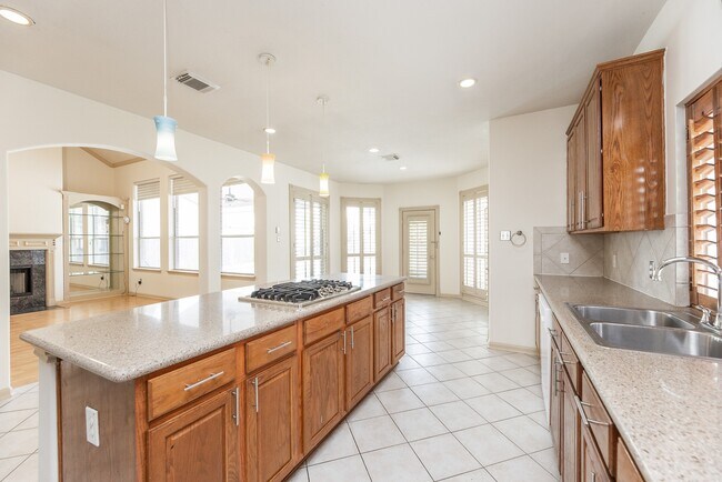 Building Photo - 17826 Island Spring Ln