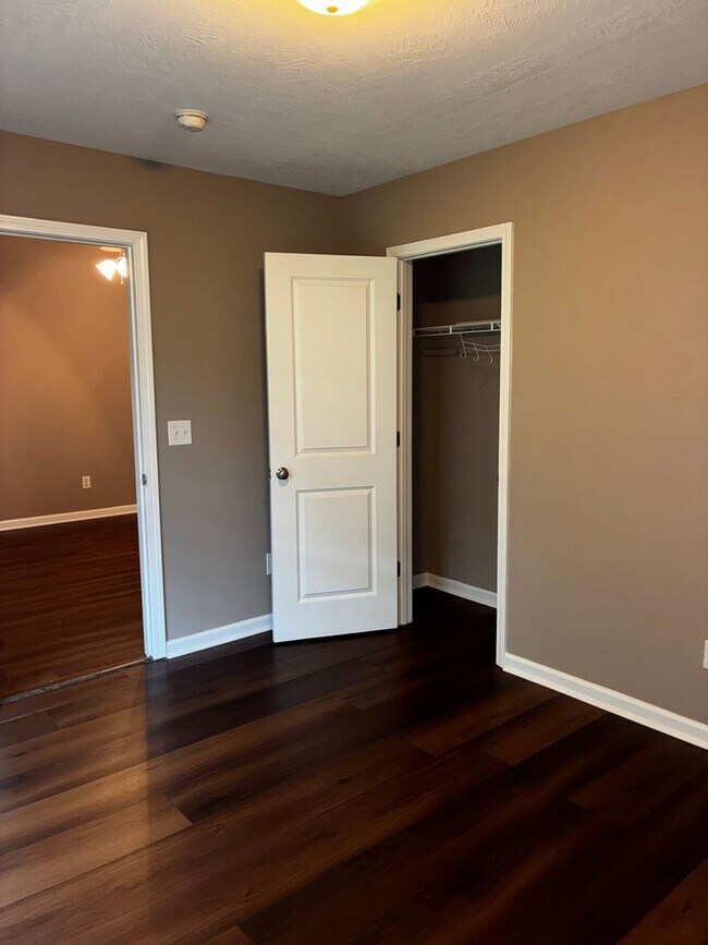Building Photo - Of course! The marketing title iElegant 3-Bedroom Townhouse with Modern Comforts.