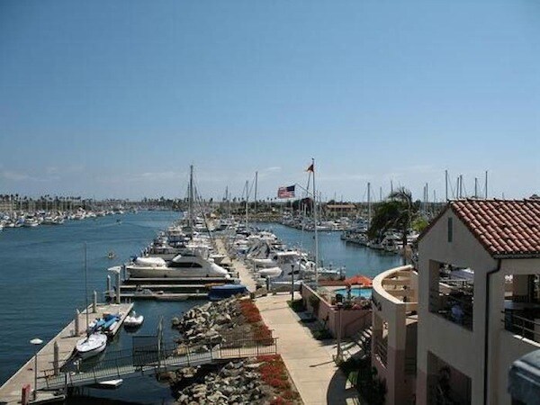 Marina Walking distance - 2641 Anchor Ave