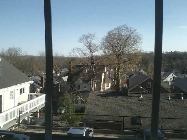 Building Photo - 2001 Commonwealth Ave