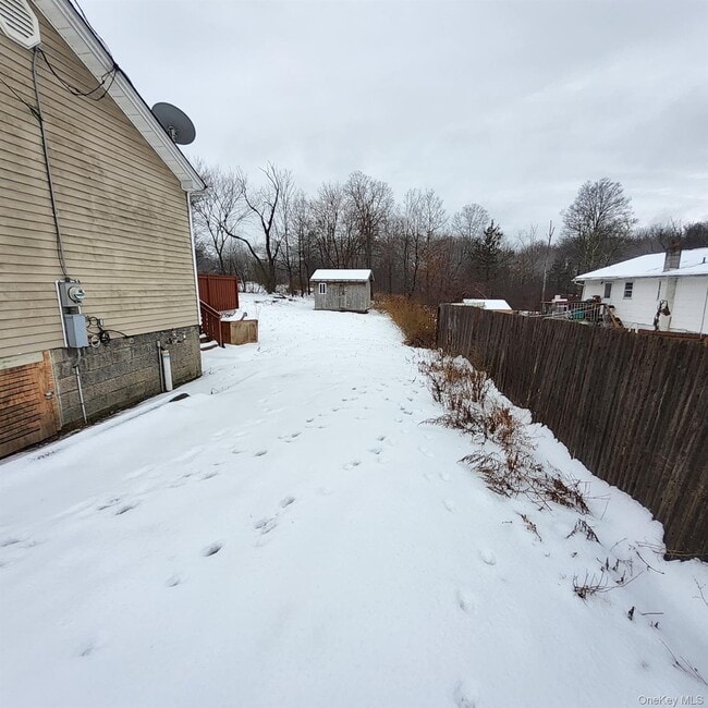 Building Photo - 8 Orchard Lake Dr