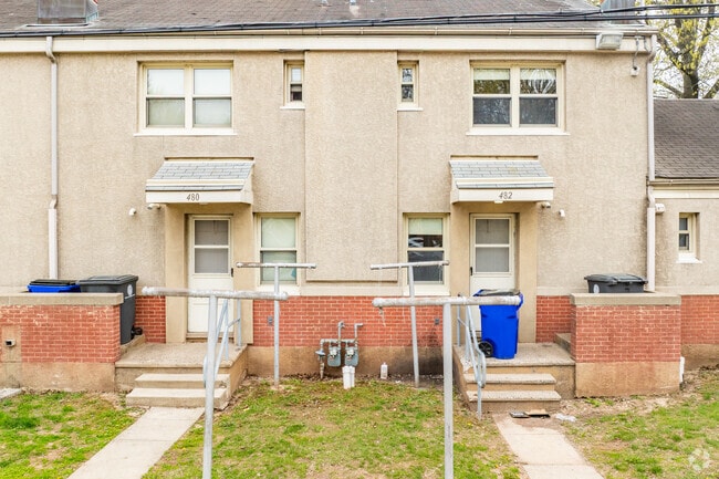 Building Photo - Bright Hope Community